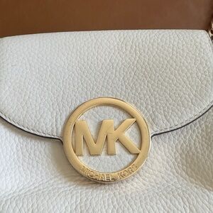 Michael Kors Crossbody Bag